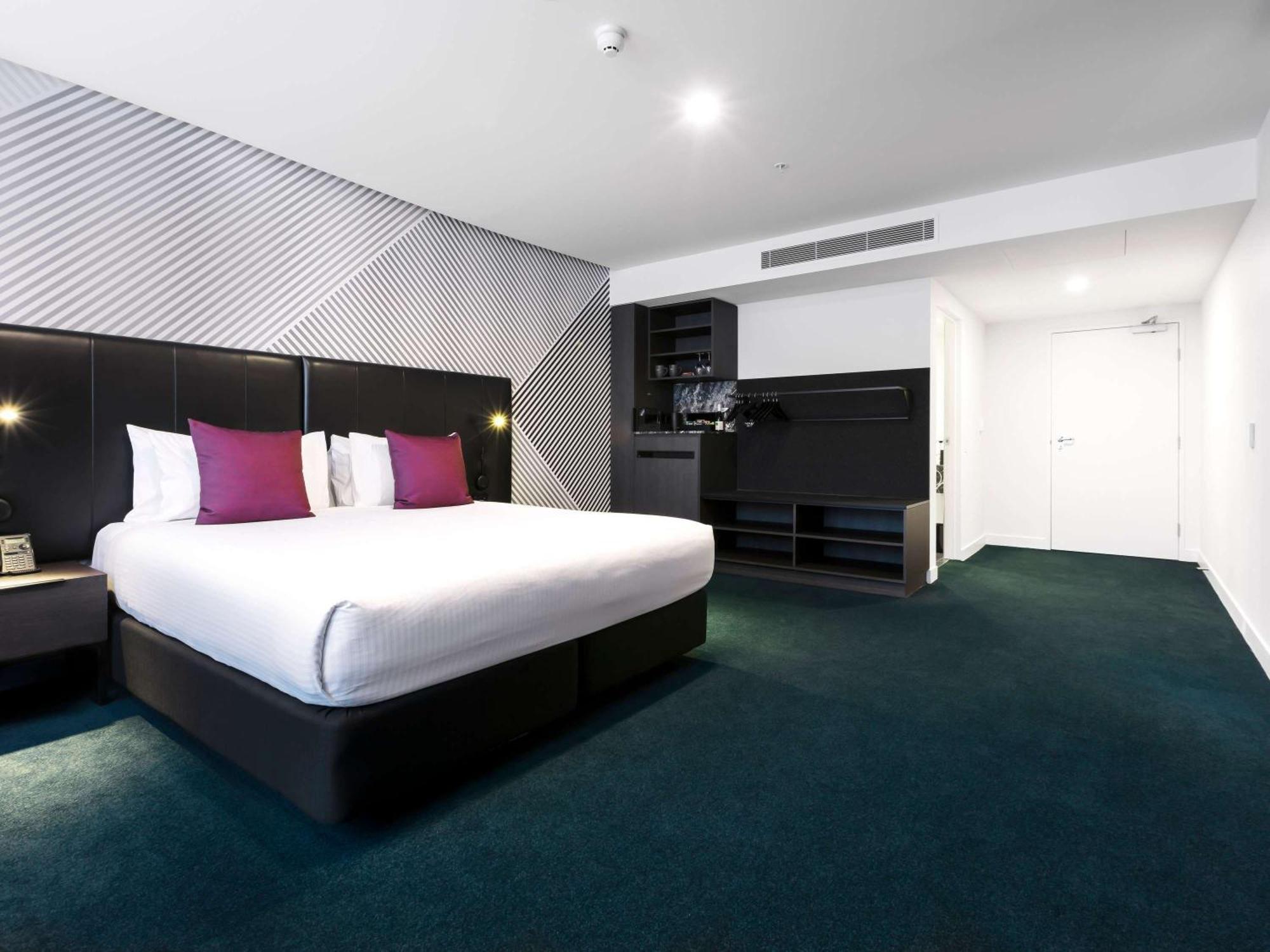 Movenpick Hotel Melbourne On Spencer מראה חיצוני תמונה
