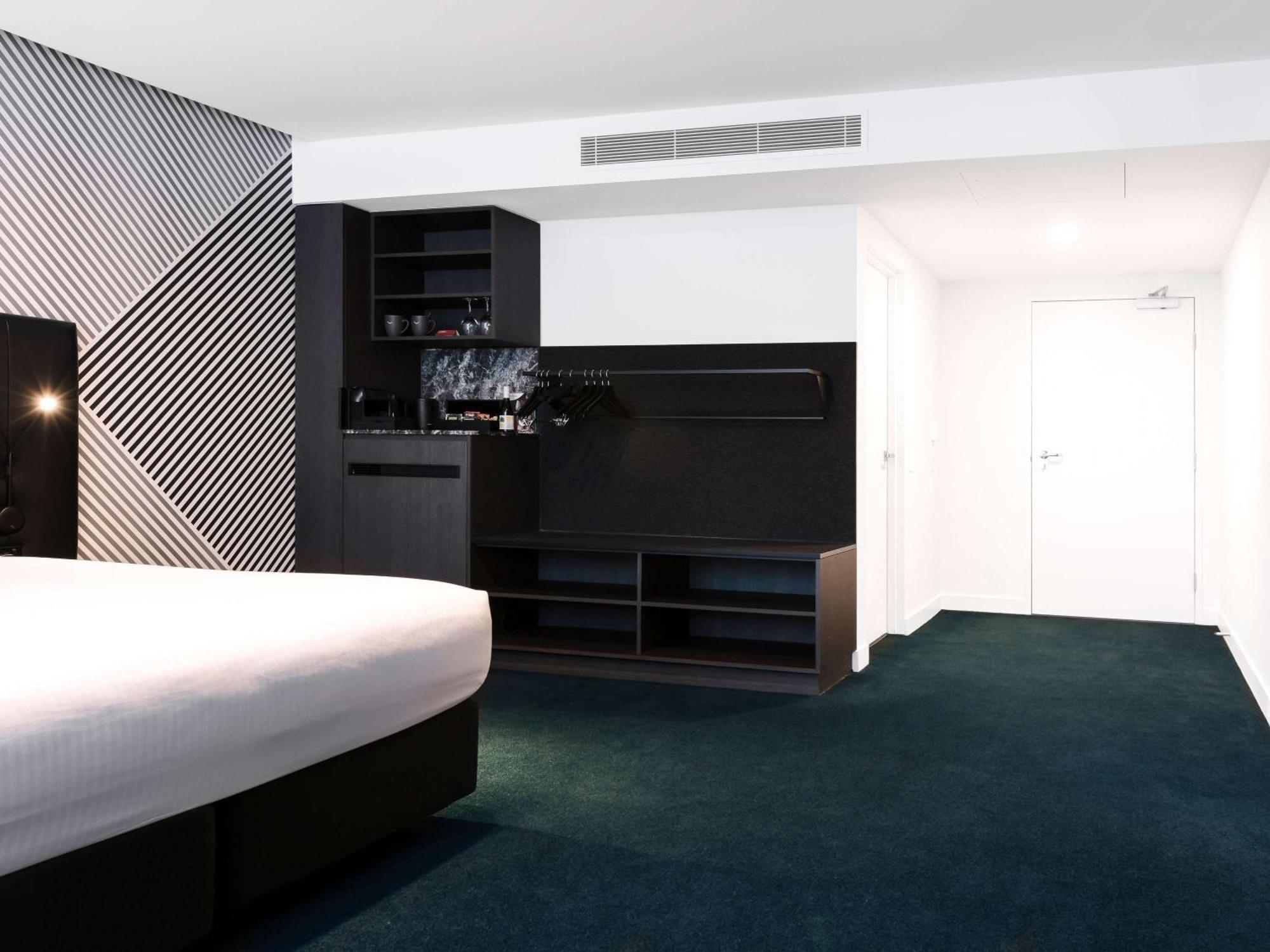 Movenpick Hotel Melbourne On Spencer מראה חיצוני תמונה